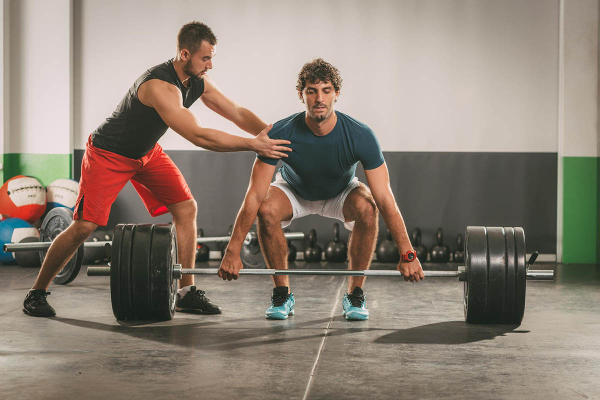 Difference Between Sports Performance Training and Regular Coaching